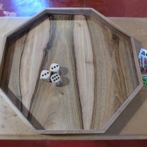 501-9a2-Piste-de-des-en-bois-octogonale-47cm.jpg PISTE DE DÉS EN BOIS