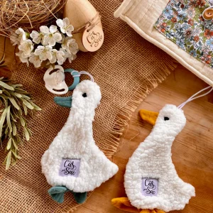 Attache-tetine-2.jpgv1712913115 Attache tétine mini "w'OIE'ou"