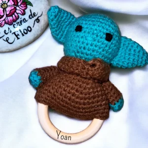 Hochet yoda avec prénom gravé