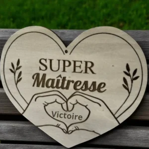 Capture_d_ecran_2025-06-19_151116-Photoroom.jpgv1750338912 Aimant / magnet en bois message maitresse