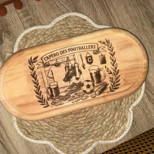 FD20C90B-FBA3-4B5E-BD9A-5B27629803AA.jpgv1763893479 Planche apéro / planche à découper foot gravée, idée cadeau papy, mamie, marraine, papa, mariage