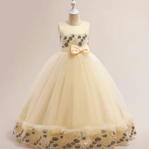robe-princesse_25_094b3dde-c5dd-4948-9fe1-bc6928583c30.pngv1737197586 Robe Princesse Dentelle Jaune Fille