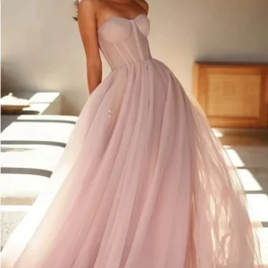 robe-princesse_32_3b2d11f3-8f9e-4bce-b80a-adebfa7d3bfd.pngv1734707770 Robe Princesse Bustier Rose Femme