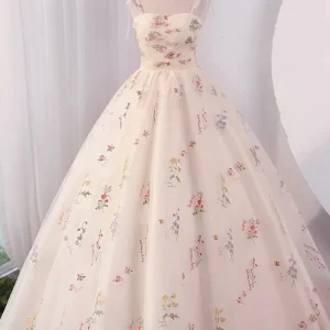 robe-princesse_43_b2ee3f72-61ab-4ecd-a0a4-d9e2635df97d.pngv1734794117 Robe Princesse Blanche Fleurie Femme